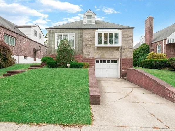8026 217th St, Queens Village, NY 11427