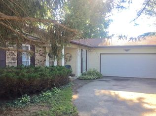 N6041 Balsam Dr, Elkhorn, WI 53121