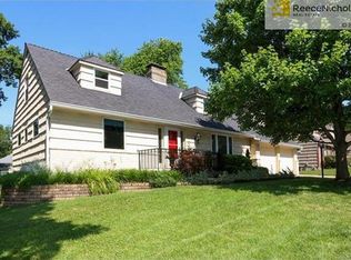 5024 Reinhardt Dr, Roeland Park, KS 66205