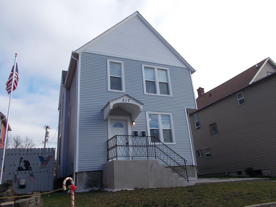 1st image of 217 Sherman Pl