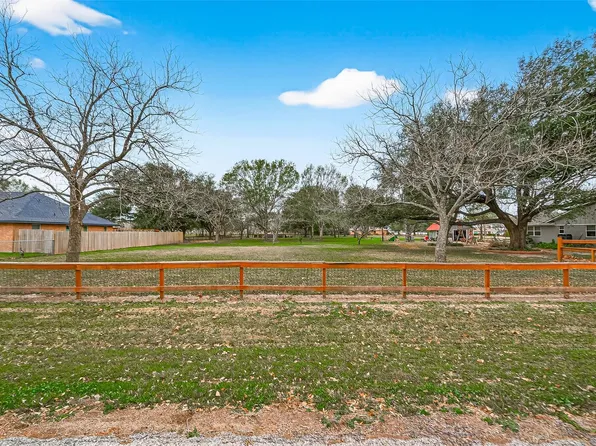 0 Church St, Needville, TX 77461