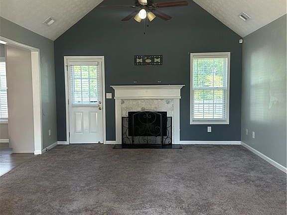 3rd image of 310 Windermere Dr