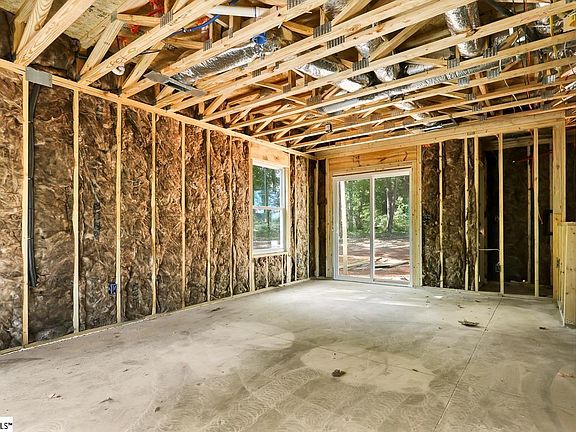 3rd image of 218 Big Woods Cir