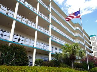 2960 59th St S APT 210, Gulfport, FL 33707