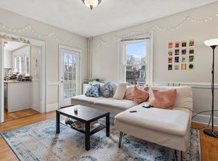 68 Pleasant St #2, Cambridge, MA 02139