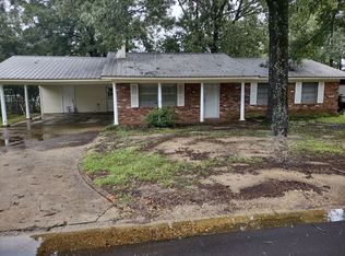 2351 Upper Dr, Pearl, MS 39208