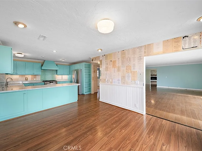 905 Emerald Bay — Photo 15