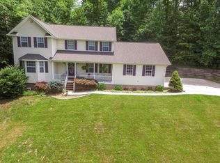 405 Jefferson Ln, Clinton, TN 37716