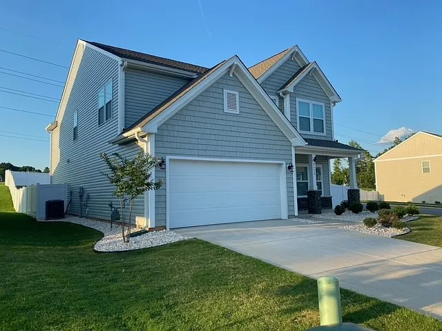 Building Photo - 2432 Dukes Hollow Ct