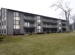 3 Hiawatha Cove Trl APT 10, Battle Creek, MI