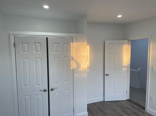 7856 76th St, Ridgewood, NY 11385