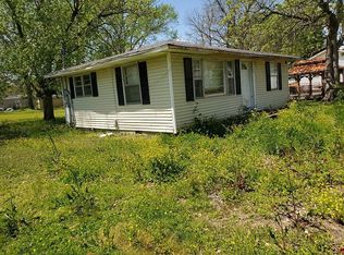 400 S Poplar St, Kenton, TN 38233