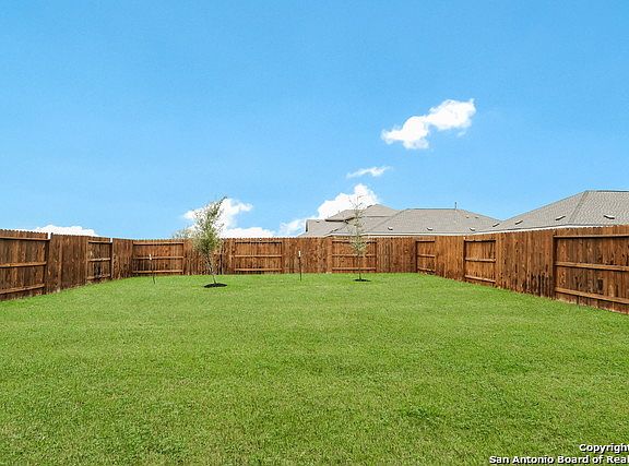 2nd image of 802 Hagen Way