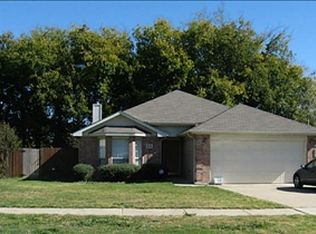 4624 Betts Dr, Grand Prairie, TX 75052