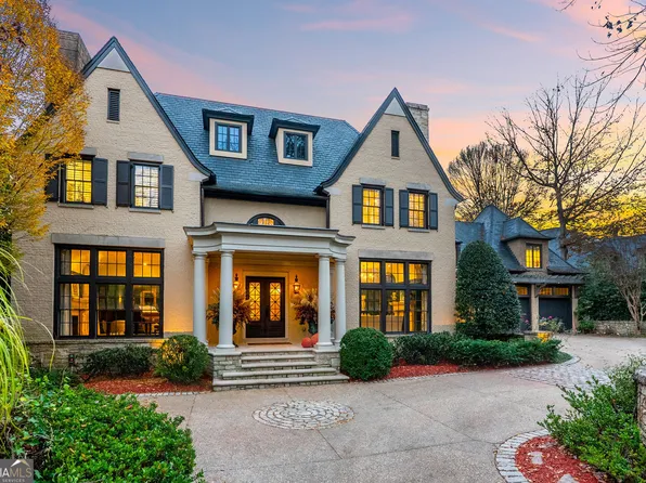 675 W Paces Ferry Rd NW Unit 13, Atlanta, GA 30327