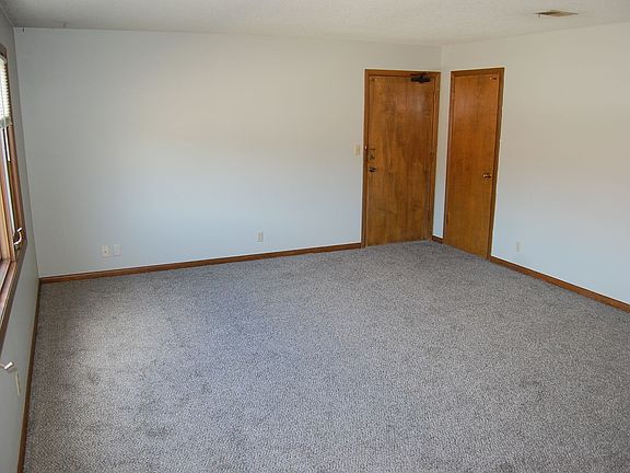 4th image of 401 N 57th St #6