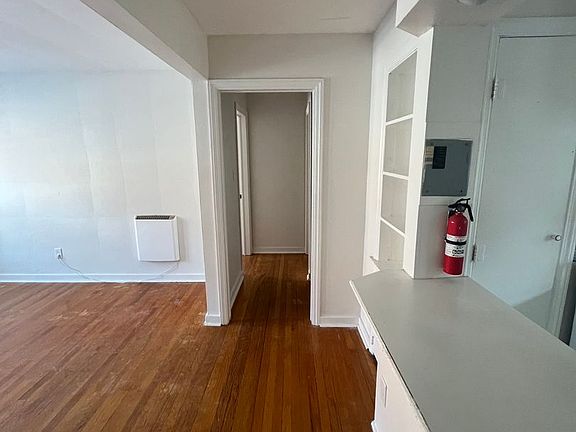 3rd image of 2331-2333 Niskayuna Dr #2331-02