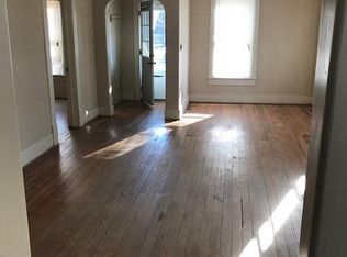 604 E 9th Ave, Hutchinson, KS 67501
