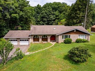 483 Twin Lakes Rd, Latrobe, PA 15650