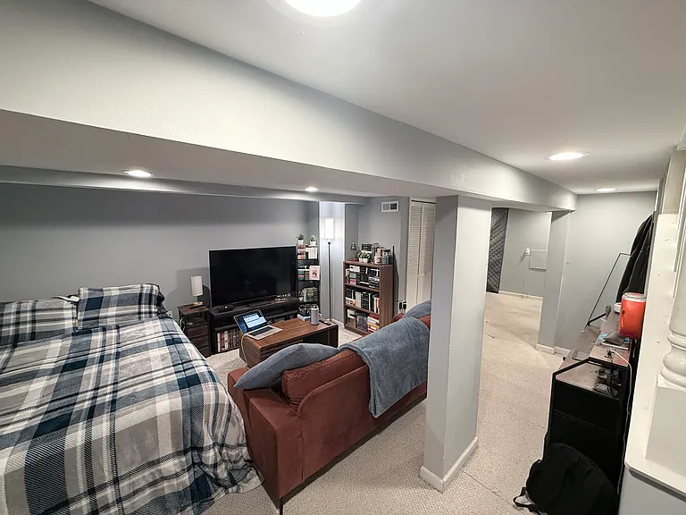 745 Newton Pl NW — Photo 7