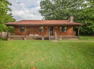 207 E Inskip Dr, Knoxville, TN 37912