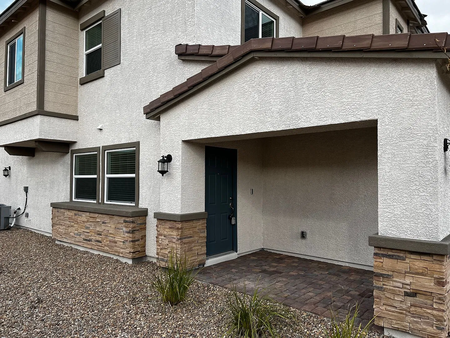 Northwest Like New Townhome — Photo 4
