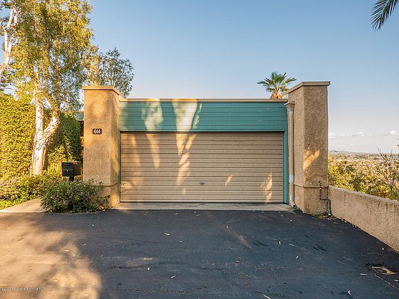 2nd image of 644 Vallejo Villas