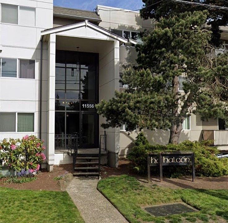 1st image of 11556 Greenwood Ave N APT 202