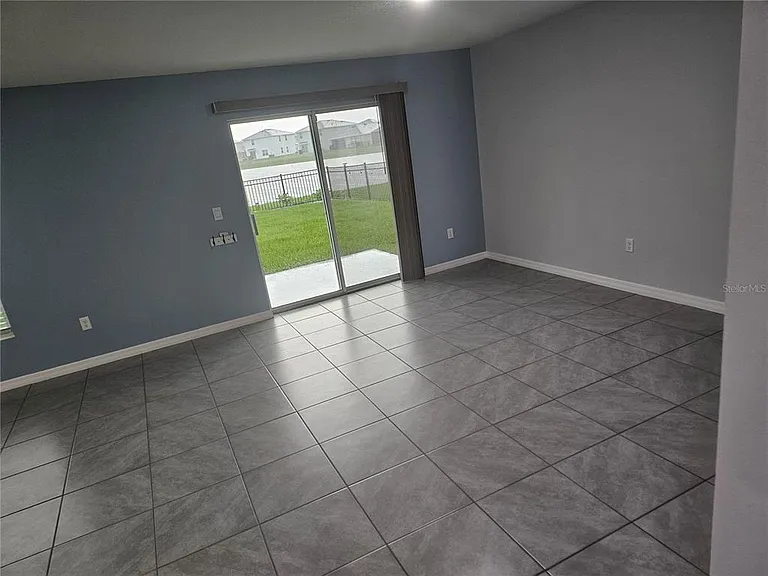 10116 Charlotte Dr — Photo 49