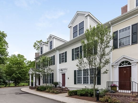 2nd image of 8 Evarts Ln #8