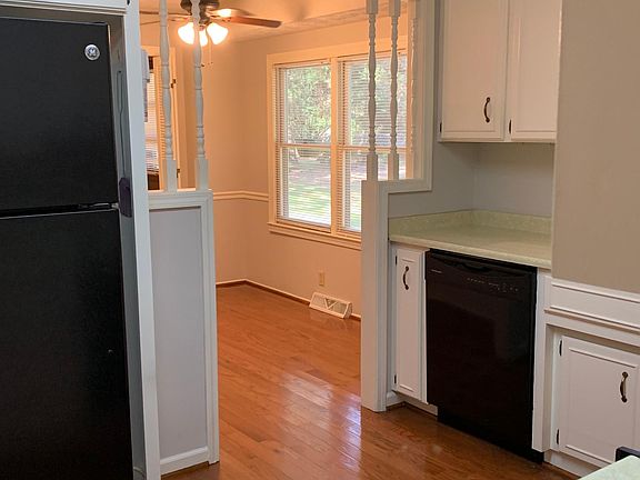 5th image of 15 Rosewood Way