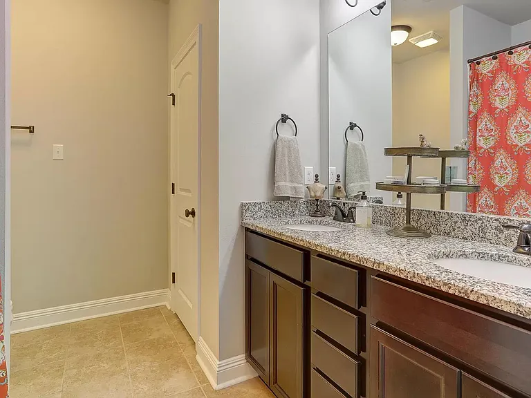 113 Maddox Jude Dr — Photo 10