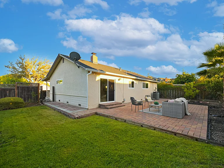 1307 Centennial Ct — Photo 22