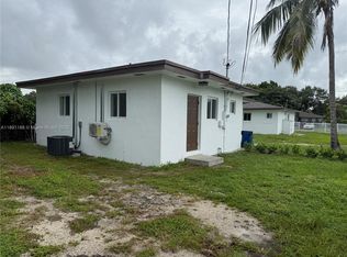 800 NW 96th St #E, Miami, FL 33150