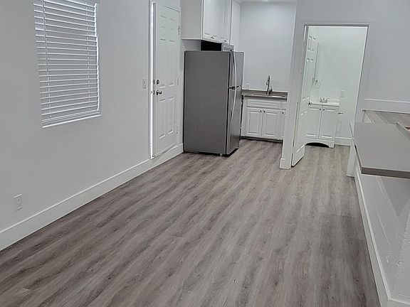 2nd image of 11624 Haynes St APT C
