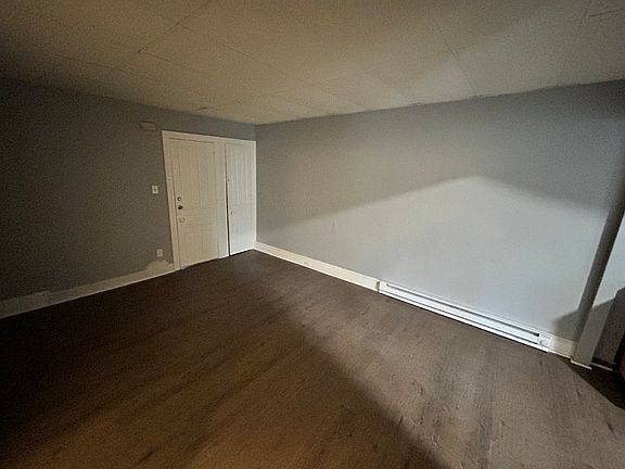 3rd image of 219 Roosevelt Ave Fl 1R