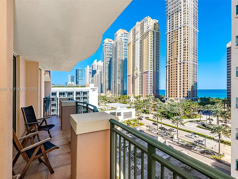 17555 E Atlantic Blvd #1005 — Photo 37