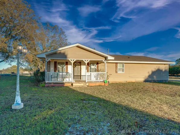 801 N Hickory St, Roff, OK 74865