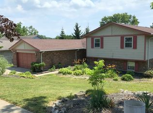1440 Sherwood Forest Dr, Dayton, OH 45449