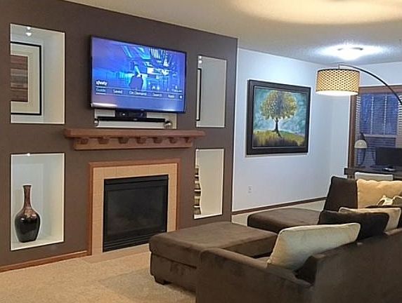4th image of 1240 County Road D E Unit 2