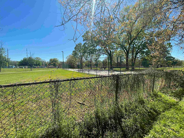 4112 Sycamore St — Photo 41