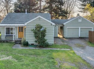 640 NE Faloma Rd, Portland, OR 97211
