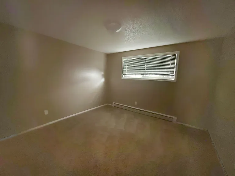 1122 Oakland St #2 — Photo 4