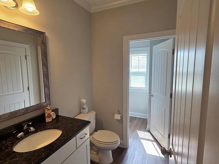 2105 Thornbury Cv — Photo 15