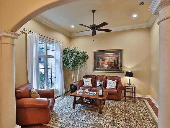 5th image of 6728 Medinah Dr