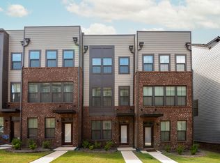 416 Spearfield Ln, Charlotte, NC 28205