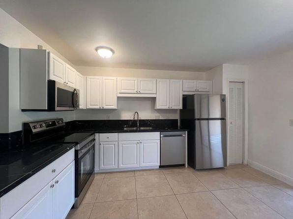 5971 Forest Hill Blvd APT 2