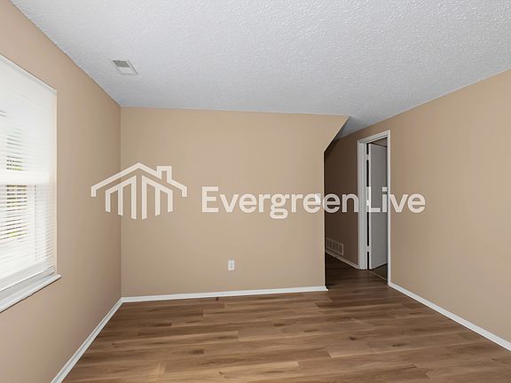 4th image of 2533 Littlefield Dr