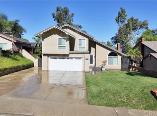 25 Viewpoint Cir, Pomona, CA 91766