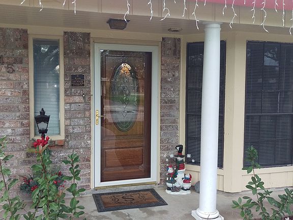 3rd image of 645 Tutt Ave